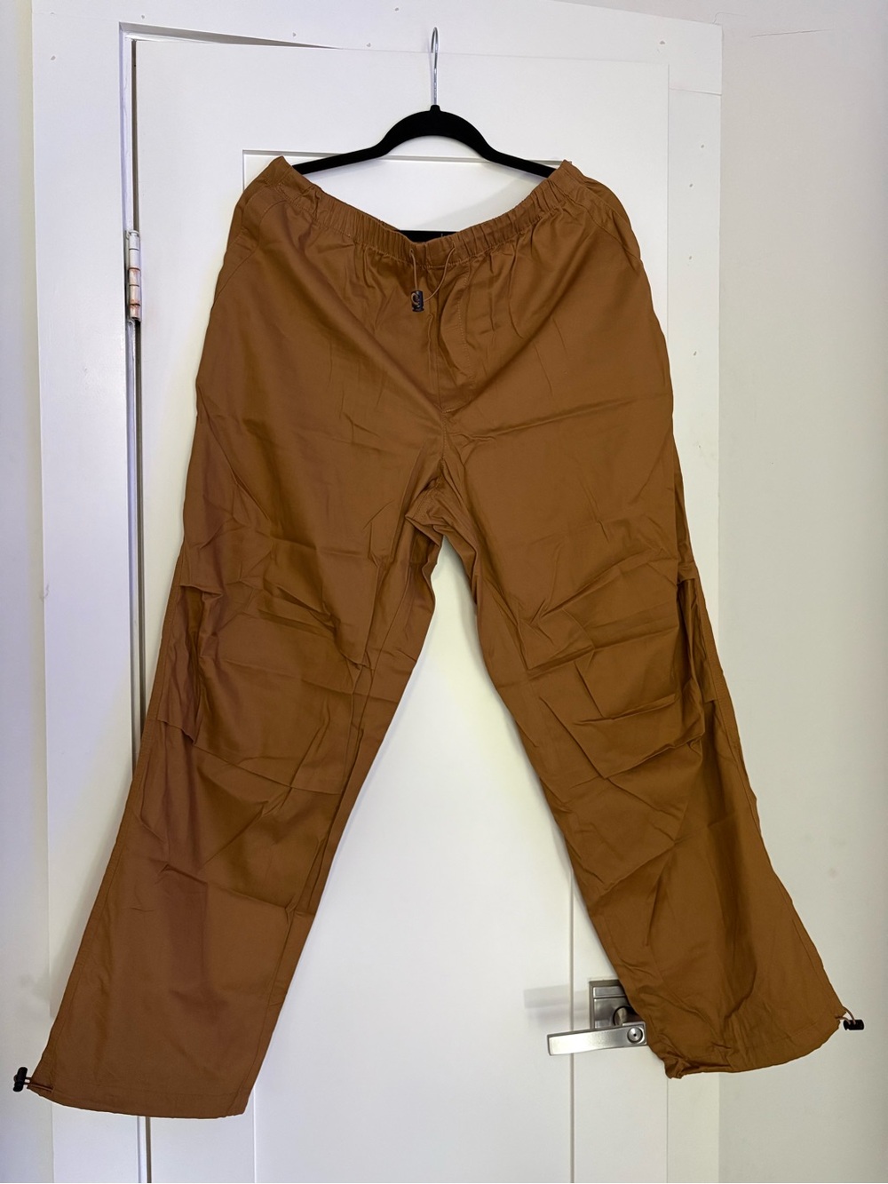 No Boundaries Brown Cargo Pants for Women